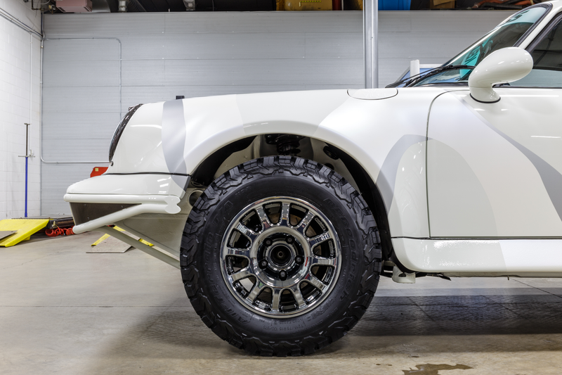 Illustration for article titled Even SEMA Knows Off-Road 911s Are One Of The Coolest Things On Earth